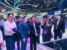 数字化转型赋能产业升级——2023年进博会展示前沿科技成果