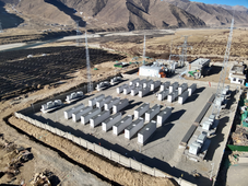 西藏华电拉萨墨竹工卡扎雪100MW牧光互补光伏发电项目：“光伏＋储能”双驱动模式