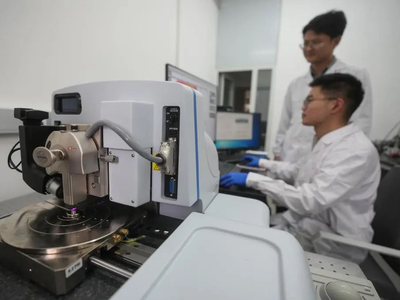 水变燃料？中国利用光分解水制氢研究取得新突破