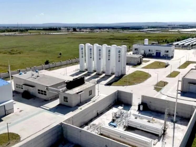 全球首艘甲醇动力智能VLCC燃料供给系统成功交付；东方氢能200kW氢燃料电池热电联供系统顺利投运