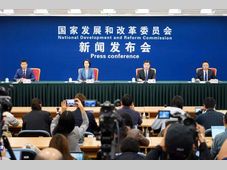 国家发改委：提速重大项目，严控盲目投资，储能列入六大新兴支柱产业！
